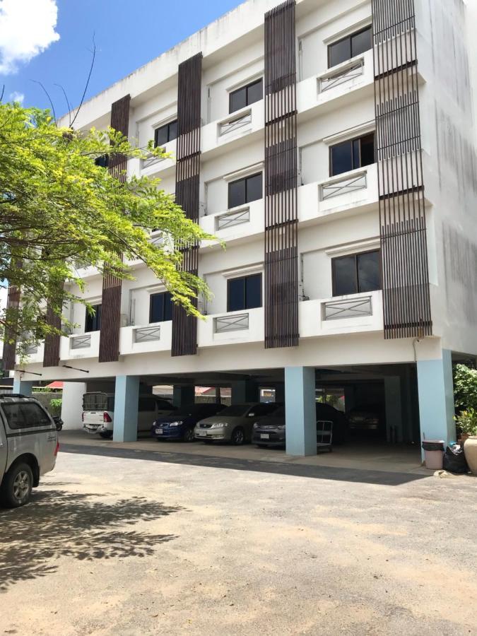 נאקהון סאוואן Vatchara Northgate Hotel מראה חיצוני תמונה